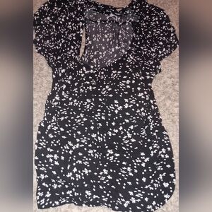 Women's Maurice's Top Cute Shirt Size Large Color White Black Floral Sexy Spring